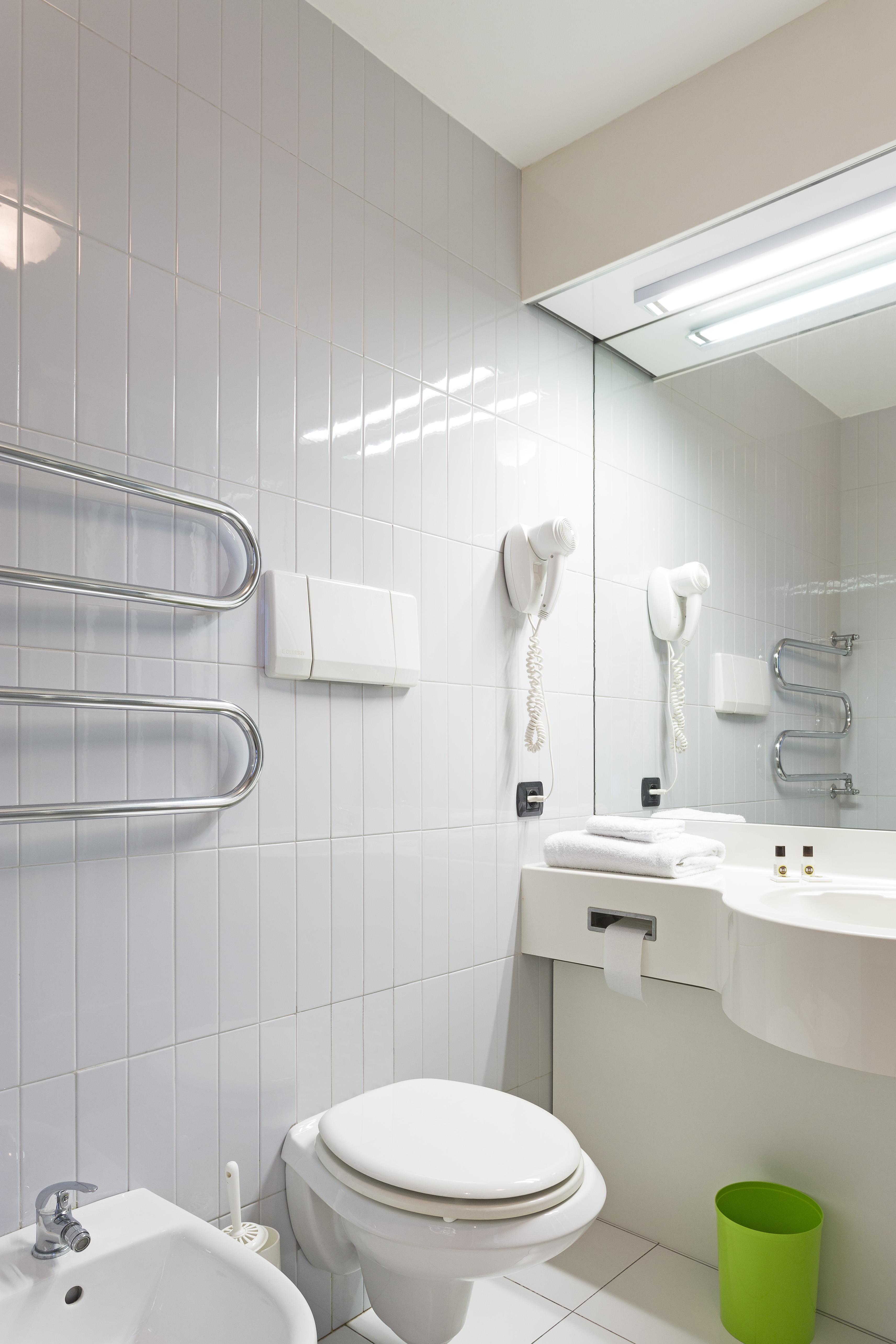 Hotel B&B Hotel Ferrara 3*